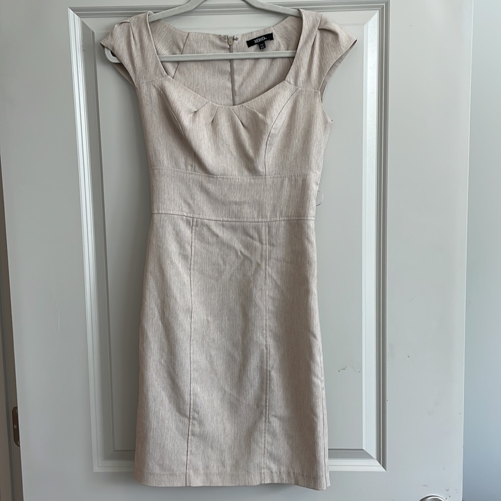 XOXO very flattering pencil dress, fitted size 3/4